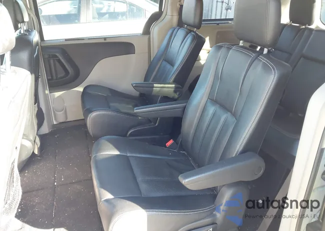 2C4RC1CG1FR594996: 43461816