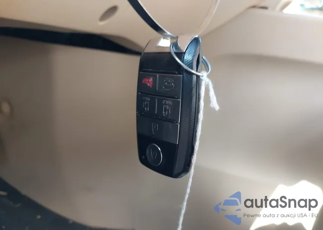 KNDMC5C10H6256948: 43462108