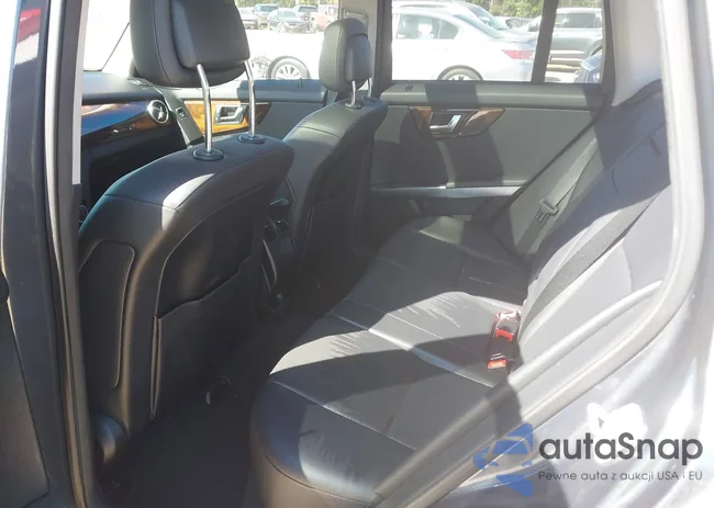 WDCGG8JB0EG318461: 43461186