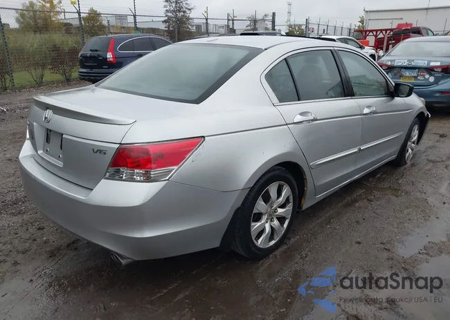 1HGCP36878A033382: 43461408