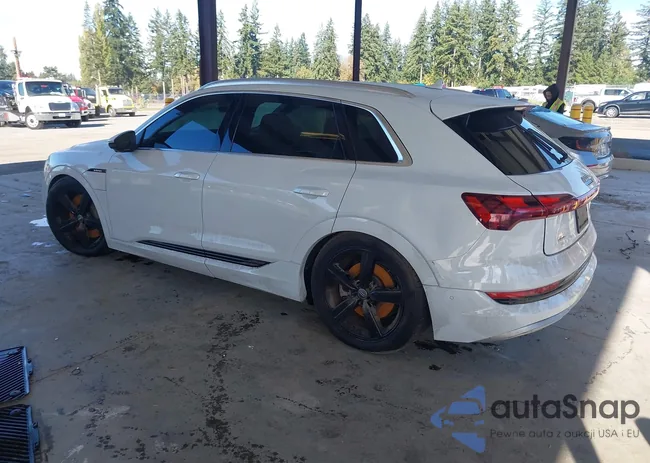 WA1LABGE7KB015443: 43462596