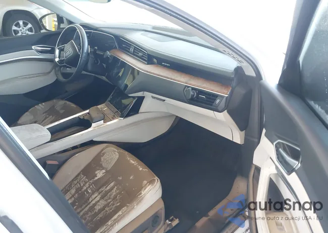 WA1LABGE7KB015443: 43462596