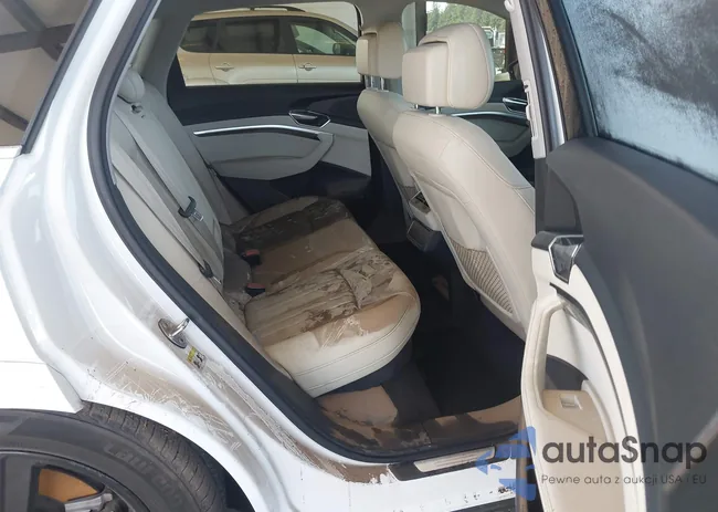 WA1LABGE7KB015443: 43462596