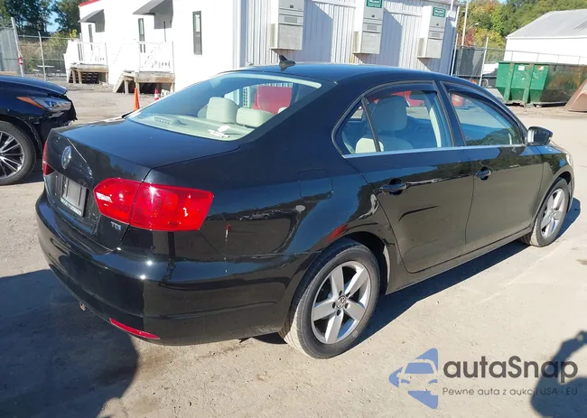 3VWLL7AJ0DM202874: 43462644