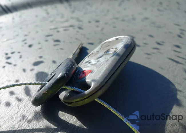 19UYA42493A013966: 43462745