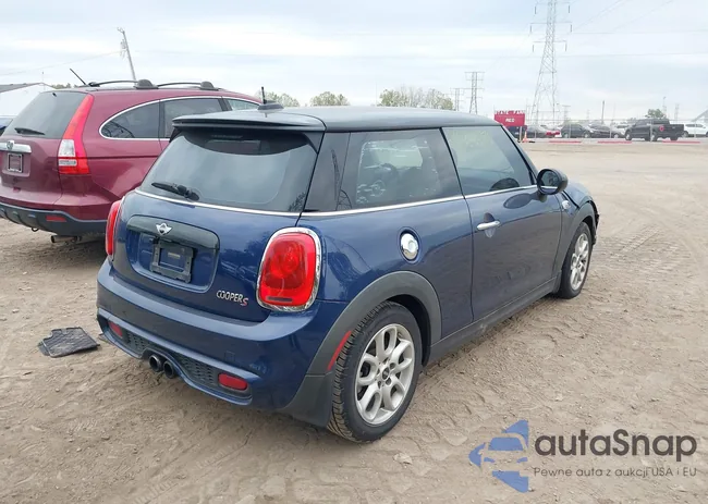 WMWXP7C53F2A41942: 43462178