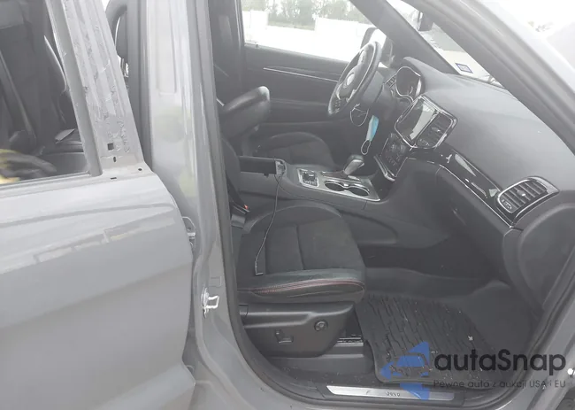 1C4RJFLTXKC640988: 43463719