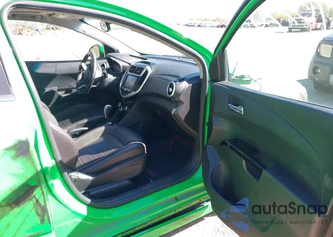 1G1JF6SB5H4153233: 43463741