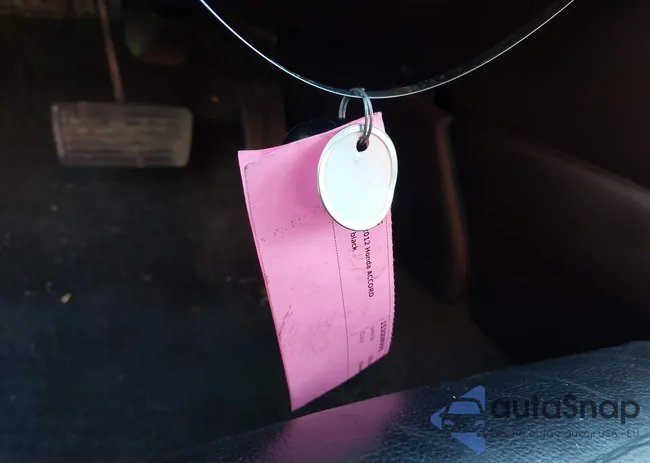 1HGCP3F89CA022568: 43463869