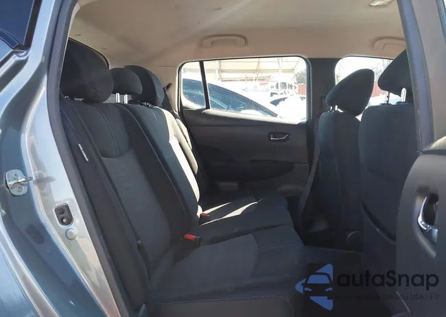 1N4AZ1CP1LC307372: 43464050