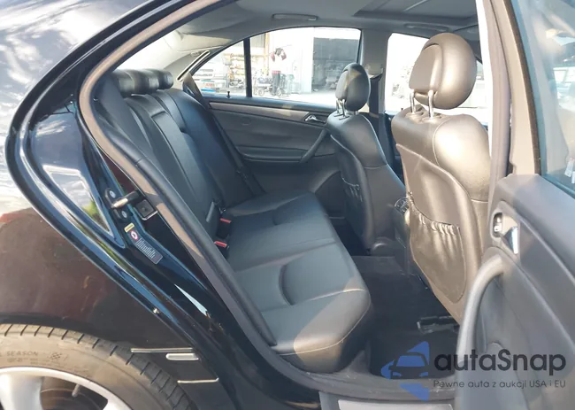 WDBRF40J34F552972: 43463330