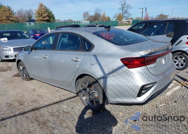 3KPF24AD7ME350865: 43464734