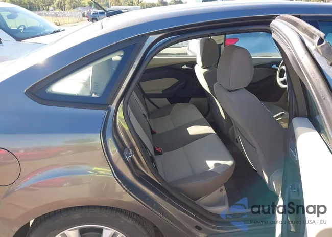 1FADP3F26EL255982: 43464746