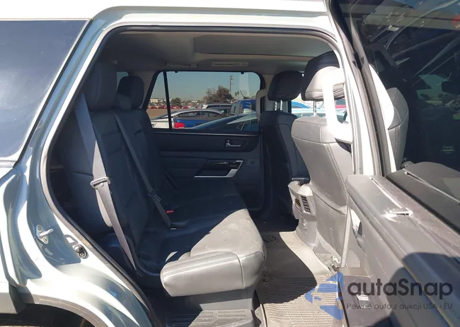 7SVAAABA3RX024588: 43464998