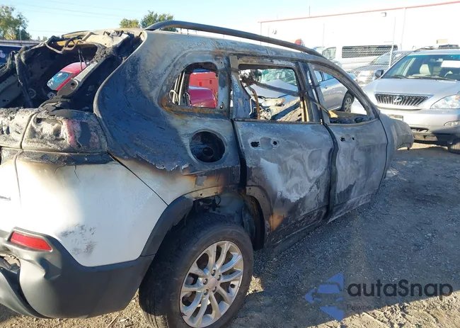 1C4PJLCB2LD653923: 43465022