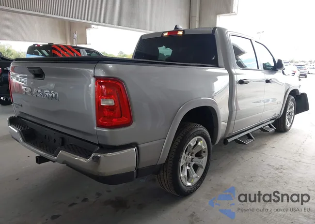 1C6RREFGXSN671364: 43464155