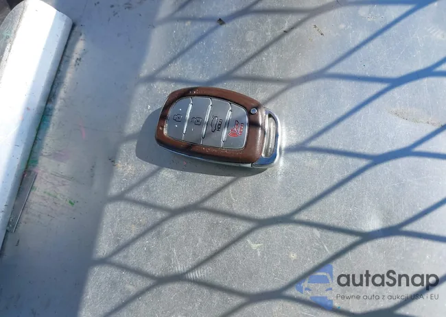 KMHD84LF2HU194046: 43465527