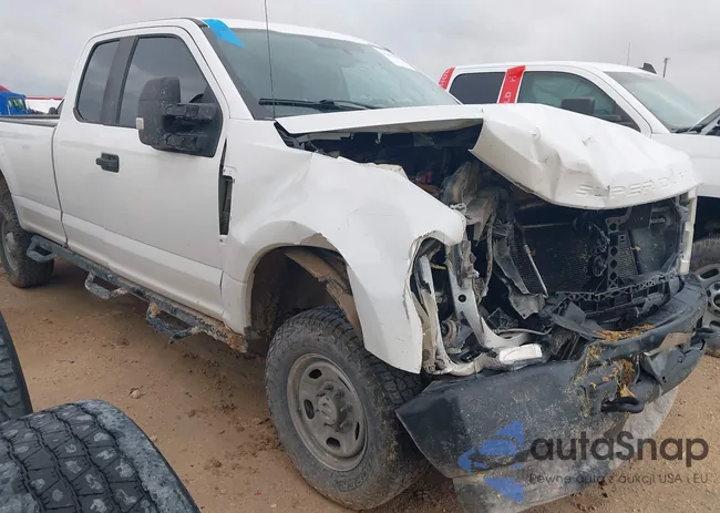 1FT7X3B63KEC13771: 43465595