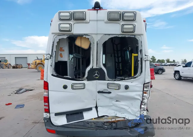 WD3PE7CD8HP565505: 43465703