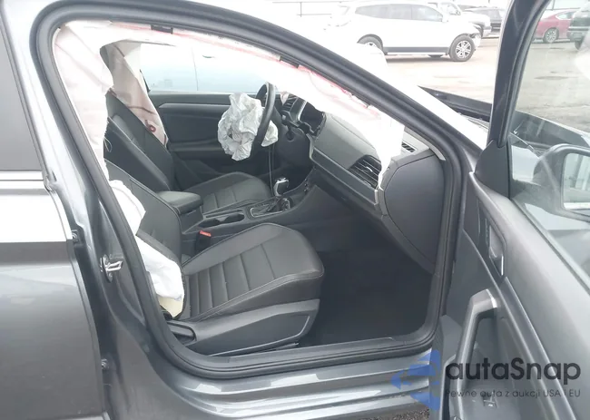 3VWEM7BU0RM013762: 43465706