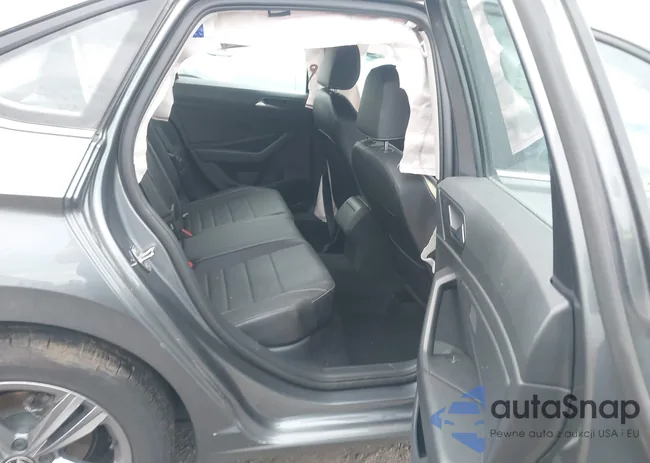 3VWEM7BU0RM013762: 43465706