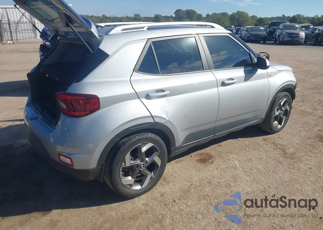 KMHRC8A32MU090462: 43465831