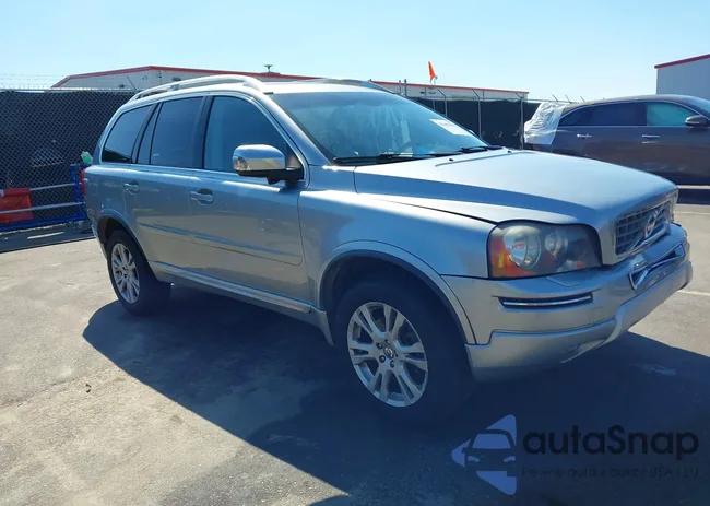 YV4952CY3D1657555: 43465859