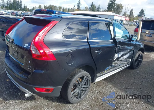 YV4902DZ0B2190737: 43465922