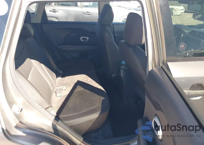 KNDJN2A25G7389656: 43465480