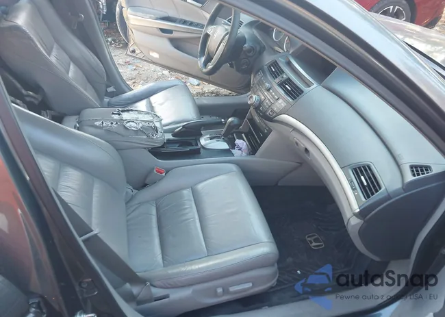 1HGCP36829A012263: 43466729