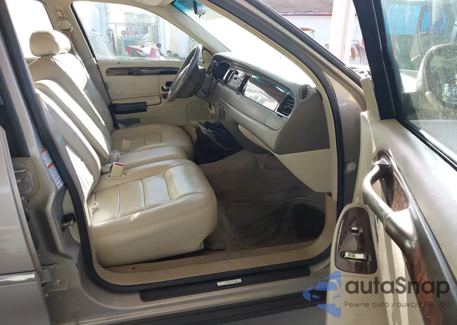 1LNHM81W0XY716316: 43466738