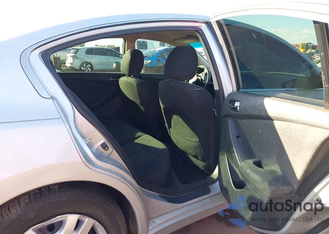 1N4AL2AP0CN429509: 43466367