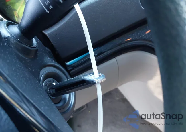 KNDMB5C14G6142629: 43467652