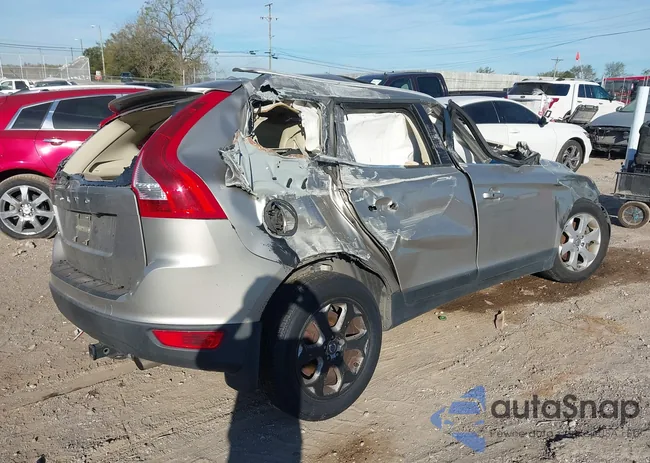 YV4952DL2D2404966: 43467675