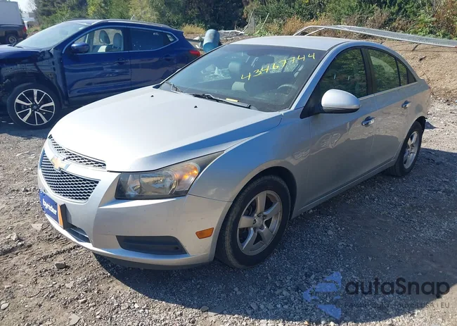 1G1PE5SC1C7134024: 43467744