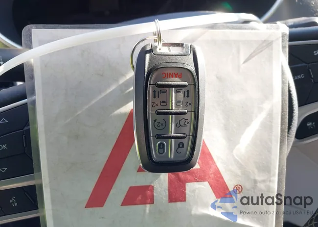 2C4RC1BGXNR177618: 43467759