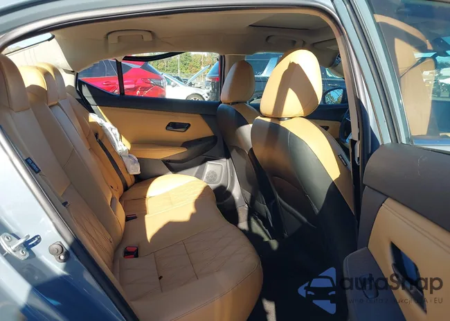 3N1AB8CV1RY313729: 43467793