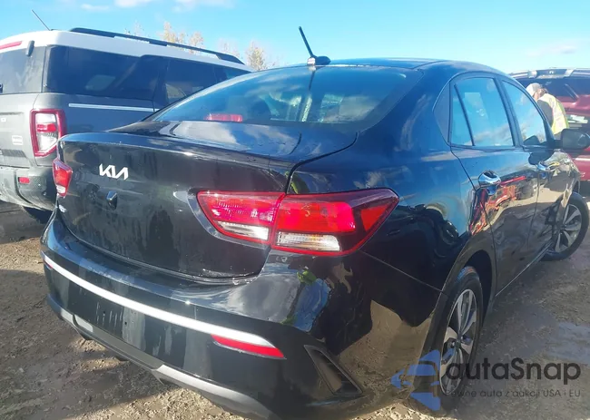 3KPA24AD3PE540791: 43468032