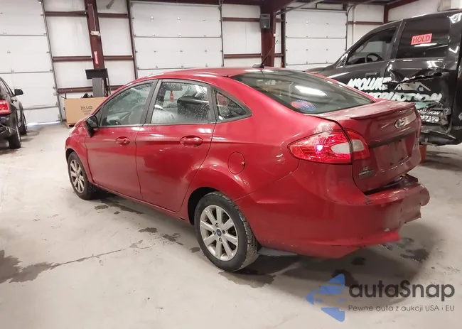 3FADP4BJ9CM153302: 43467085