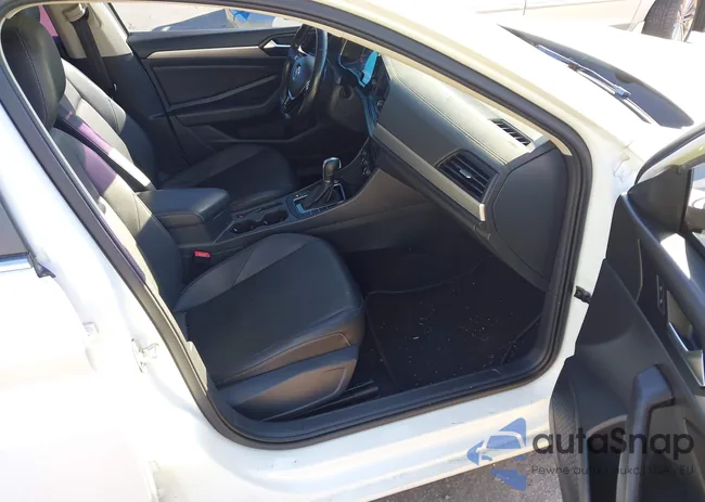 3VWC57BU0KM098421: 43467227