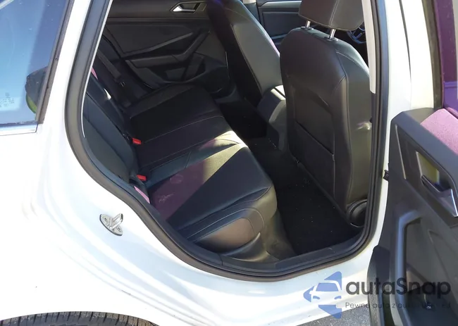 3VWC57BU0KM098421: 43467227