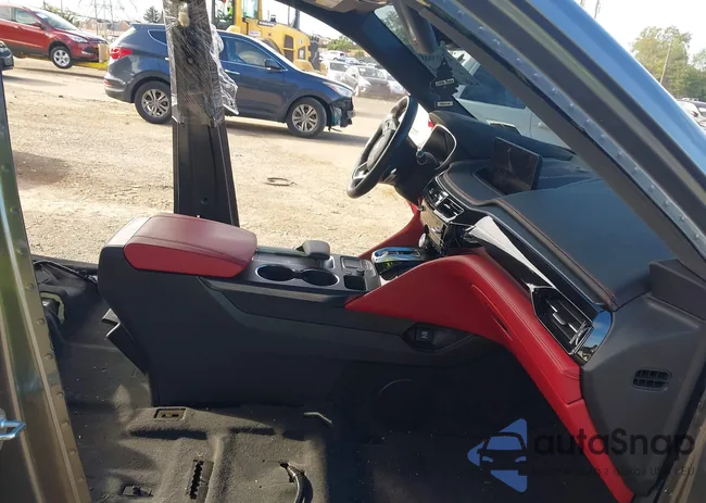 5J8YD8H82RL003463: 43468668