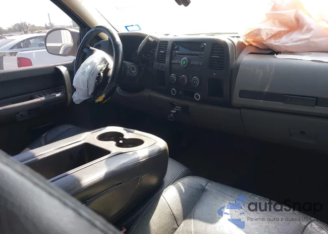 2GCEC13C681200521: 43468684