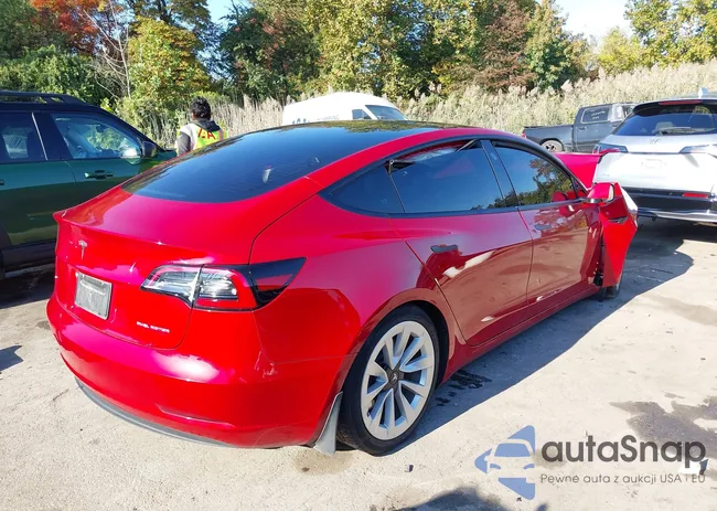 5YJ3E1EB7PF416198: 43469007