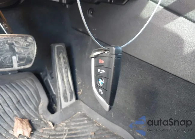 5UXTR9C5XKLP90230: 43468194