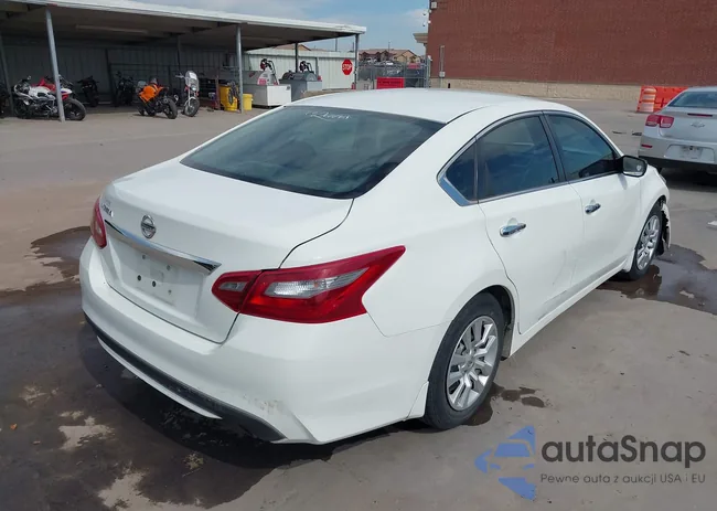 1N4AL3AP0JC275043: 43468211