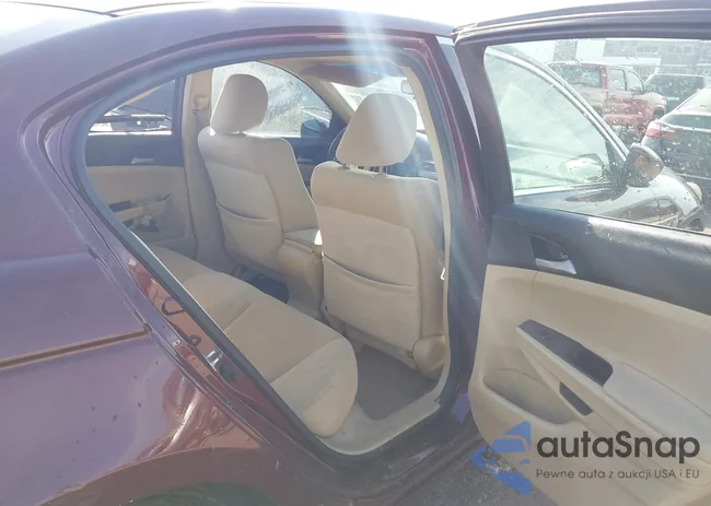 1HGCP2F36CA186780: 43468342