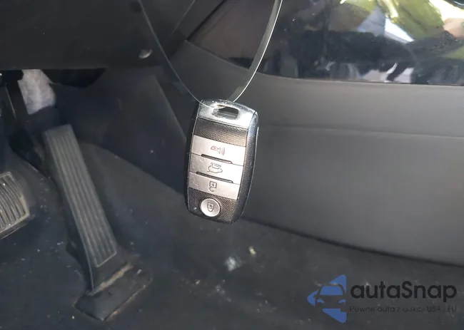 KNDJX3AA1J7593305: 43468344