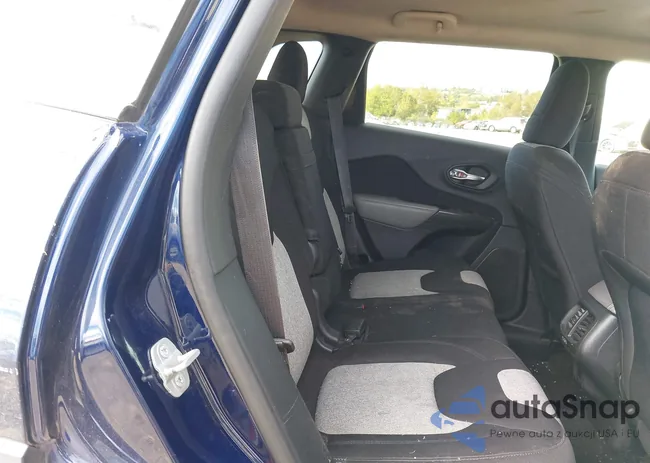 1C4PJLCBXEW186547: 43468363