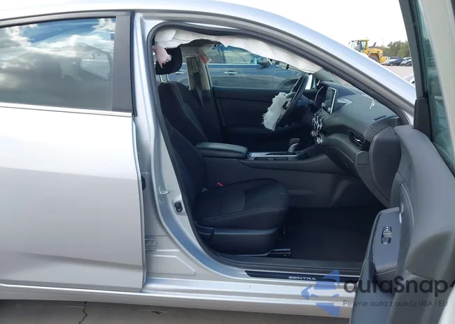 3N1AB8CV8MY329175: 43469664